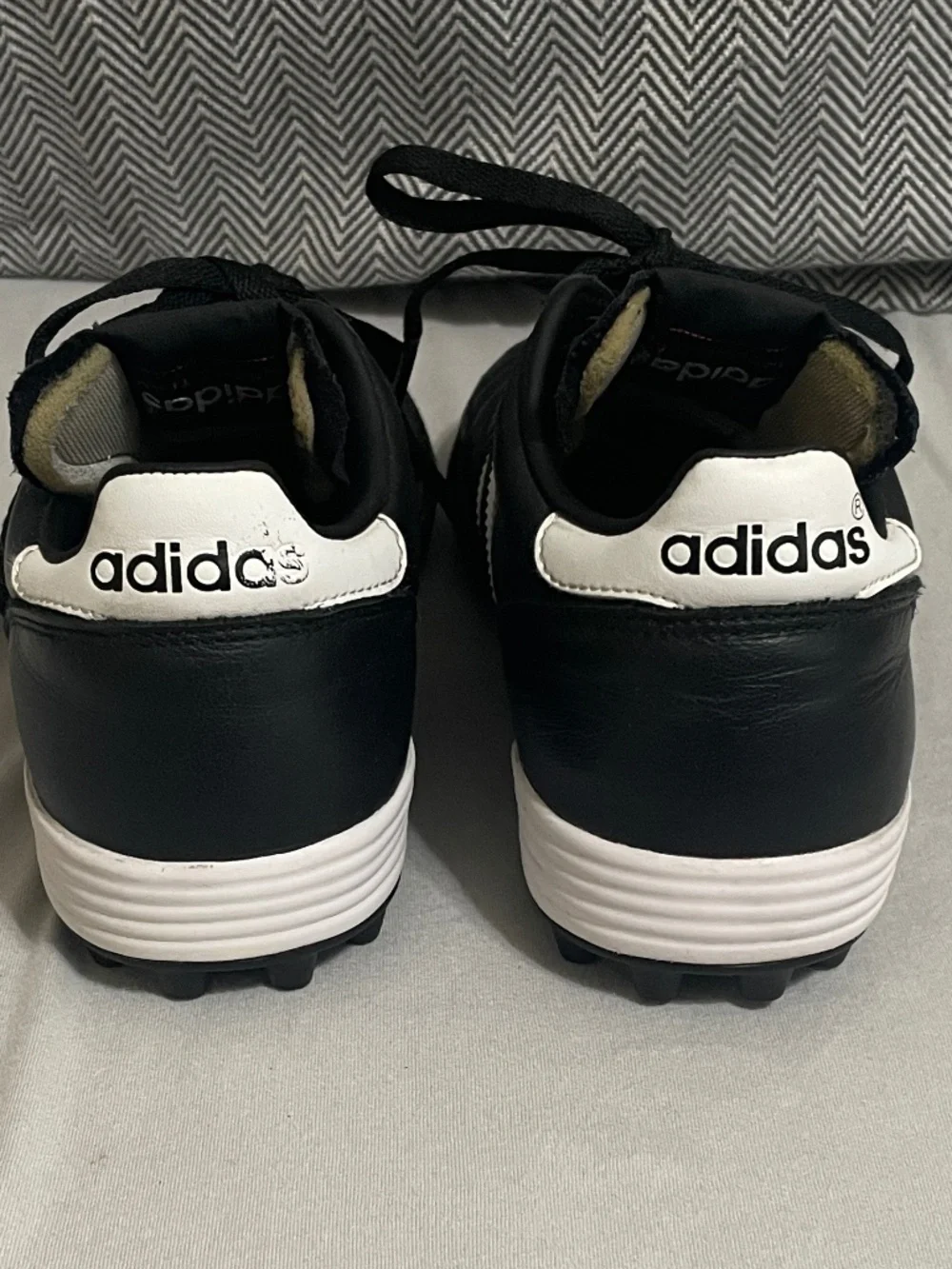 Adidas Mundial Team Black w/ White Stripes Turf Soccer Shoes - Size 6 US